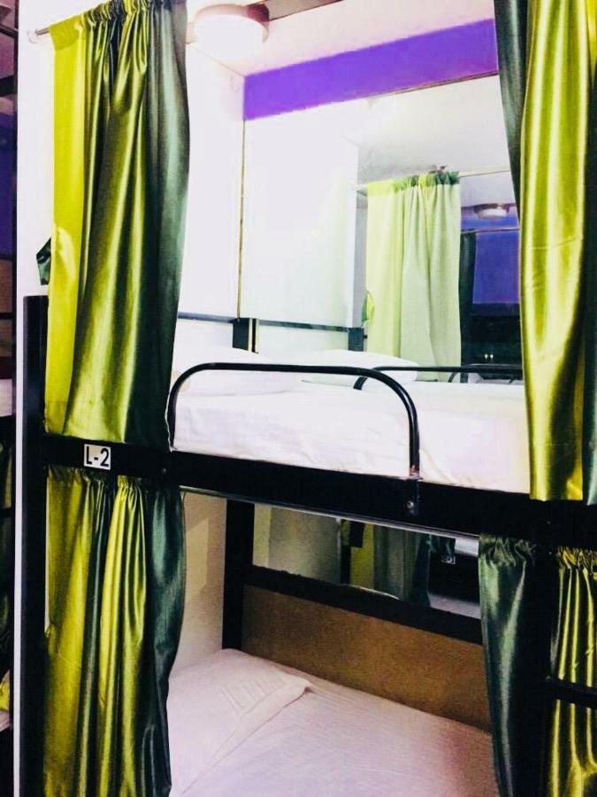 Town Hostel Mumbai - Ac Dormitory エクステリア 写真